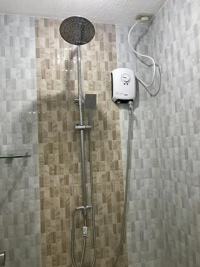 Apartment Fil- Indo Suites, Clark Angeles